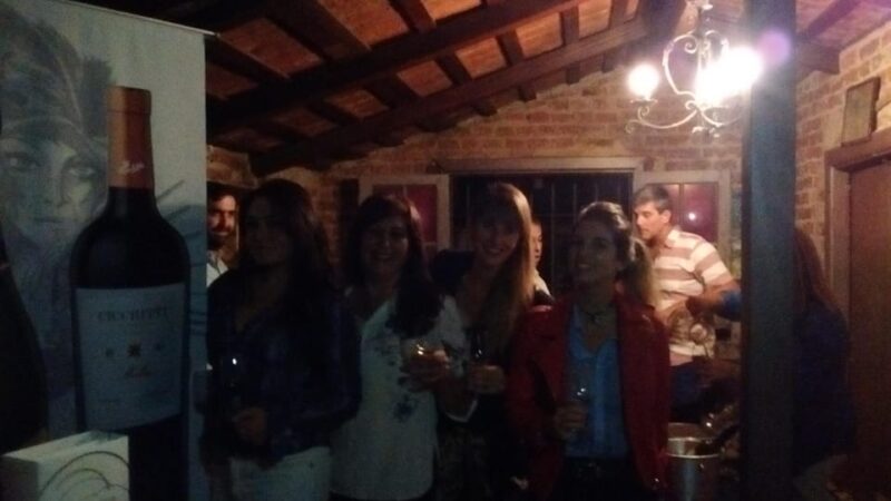 Discovering Cordobas Wine Bar Treasures & Wine Enthusiasts - Guided Tours and Commentary