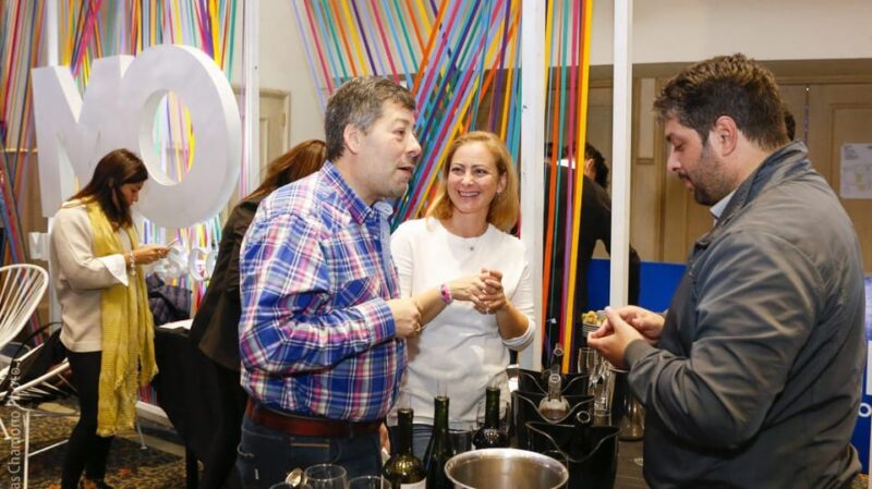 Discovering Cordobas Wine Bar Treasures & Wine Enthusiasts - Personalized Experiences and Preferences