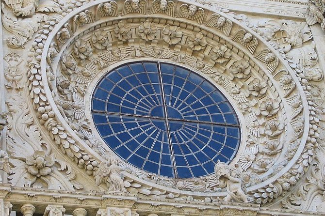 Discovering Lecce Walking Tour With Pasticciotto Tasting - Key Points