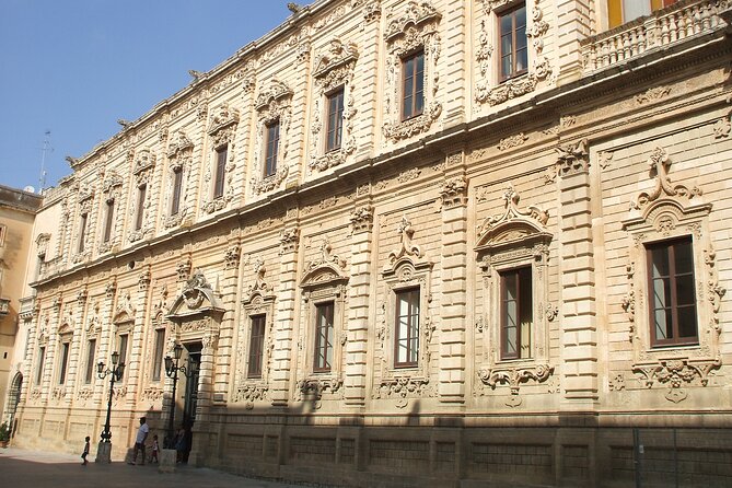 Discovering Lecce Walking Tour With Pasticciotto Tasting - Navigating the Citys Charming Alleys