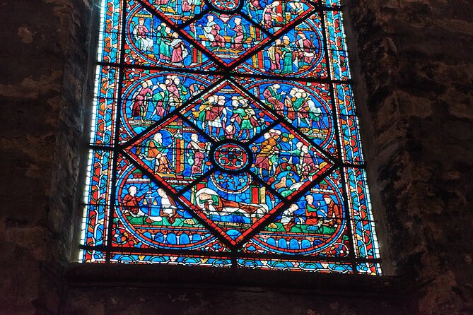 Discovering Medieval Wonder of Chartres Cathedral - Exploring the Gothic Architecture