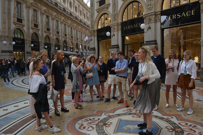 Discovering Milan Walking Tour - Discovering Castello Sforzesco