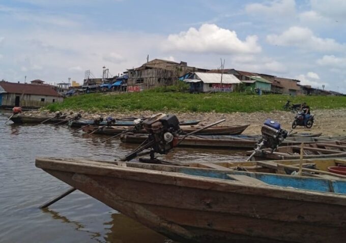 Discovering the Secrets of the Amazon: Guided Tour of Belén - Immersive Boat Journey
