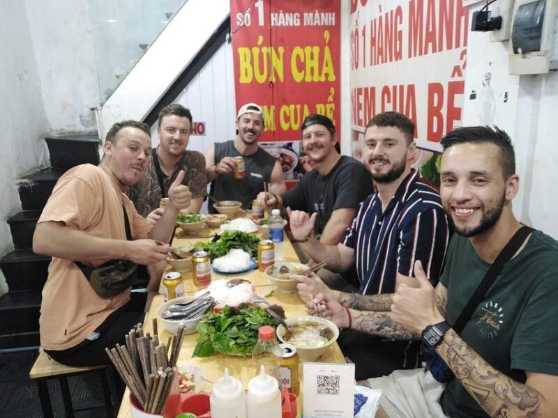 Discovery Hanoi Via Street Food Tour With Tour Guide - Food Tasting