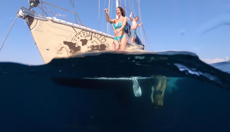 Discovery of Ajacciobay by Sail - Sailing Instruction by a Professional