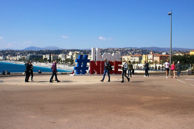 Discovery of the City of Nice by Electric Méhari - Informative Guide