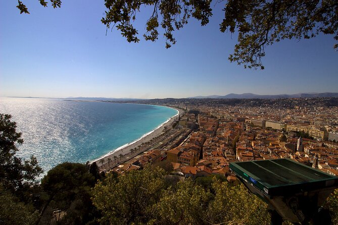 Discovery of the City of Nice by Electric Méhari - Accessibility Options