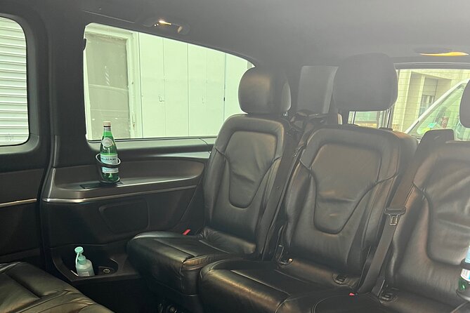 Disneyland Paris CDG ORLY Airport Transfer - Pickup and Drop-off