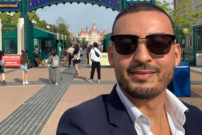 Disneyland Paris: Private Transport + Entrance Ticket - Accessibility and Suitability