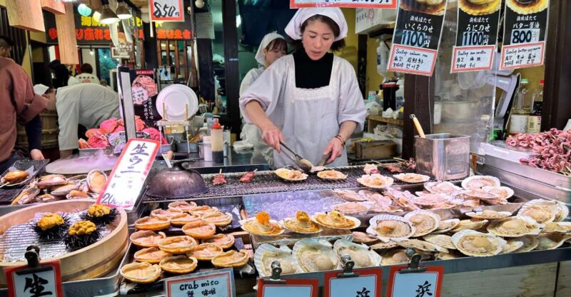 Dive Into Kyoto Nishiki Market Food Tour (Small Group) - What to Expect on the Tour