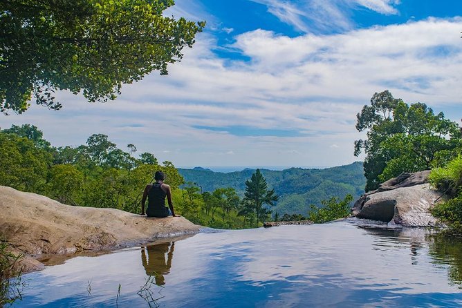 Diyaluma Waterfall & Natural Pool Bath. - Key Points