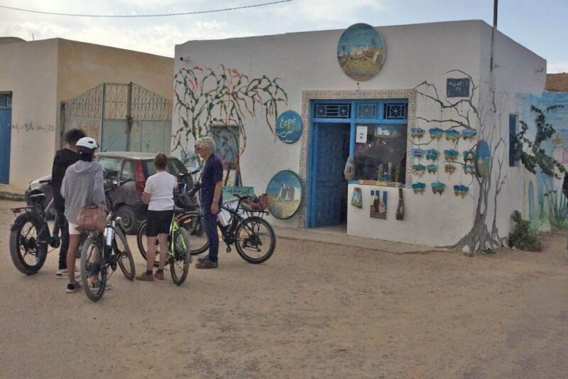 Djerba: Erriadh Djerba Neighborhood E-Bike Tour - Highlights of the Tour