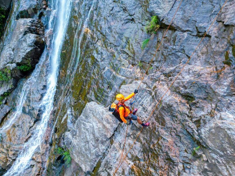 Do Quyen Waterfall Top Adventure Conquering 3D2N - Transportation and Pickup