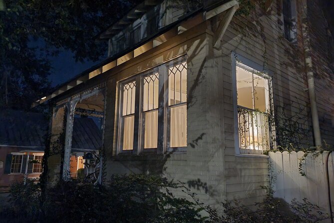 Doctor Buzzards Goodtime Ghost Tour - Ghost Sightings and Paranormal Encounters