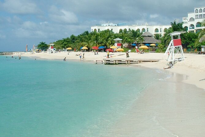 Doctors Cave Beach and Snorkeling Private Tour - Snorkeling Experience