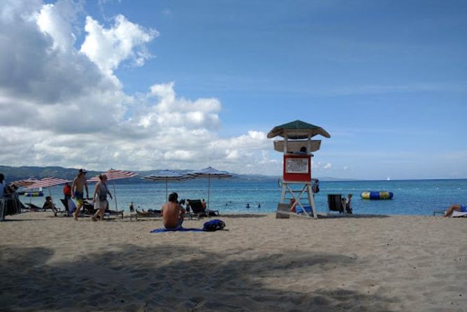 Doctors Cave Beach, Jimmy Buffett S Margaritaville and Shopping - Customer Experiences