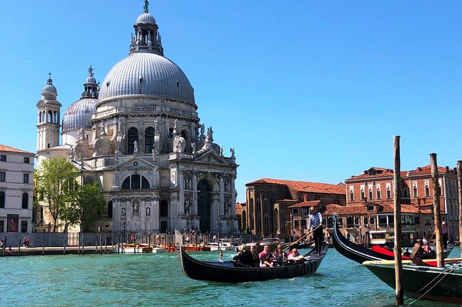 Doges Palace Guided Tour and Gondola Ride - Meeting Point and Arrival Details
