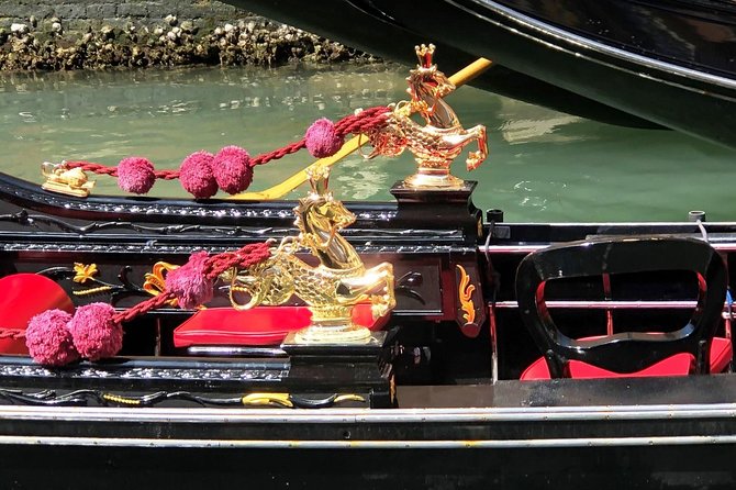 Doges Palace Guided Tour and Gondola Ride - Accessibility and Participation