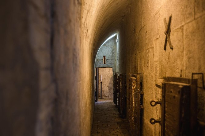 Doges Palace: Skip the Line Ticket, Guide Book & VR Experience - Accessibility Considerations