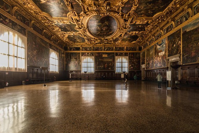 Doges Palace: Skip the Line Ticket, Guide Book & VR Experience - Market Comparison and Value
