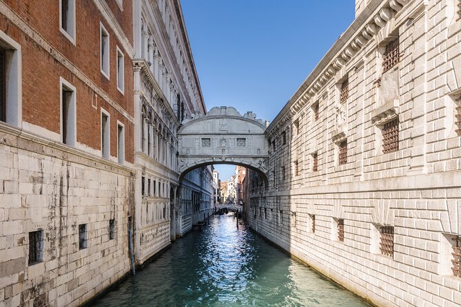 Doges Palace: Skip the Line Ticket, Guide Book & VR Experience - Whats Included in the Experience