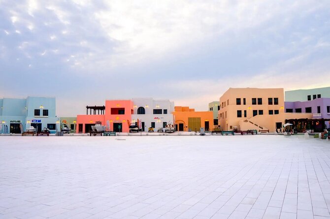 Doha: Private City Tour - Shopping at the Souq