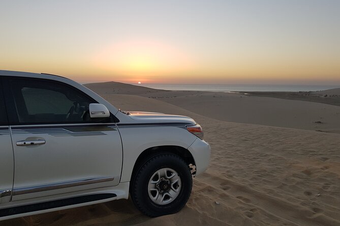 Doha: Private Sunrise or Sunset Desert Safari With Sand Boarding - Sunset Safari Experience