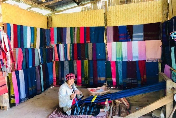 Doi Inthanon National Park Tour With 2-Hour Fantastic Trekking - Karen Village and Hmong Market