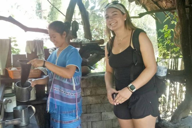Doi Inthanon Private Tour With Trek & Lunch From Chiang Mai - Accessibility and Recommendations