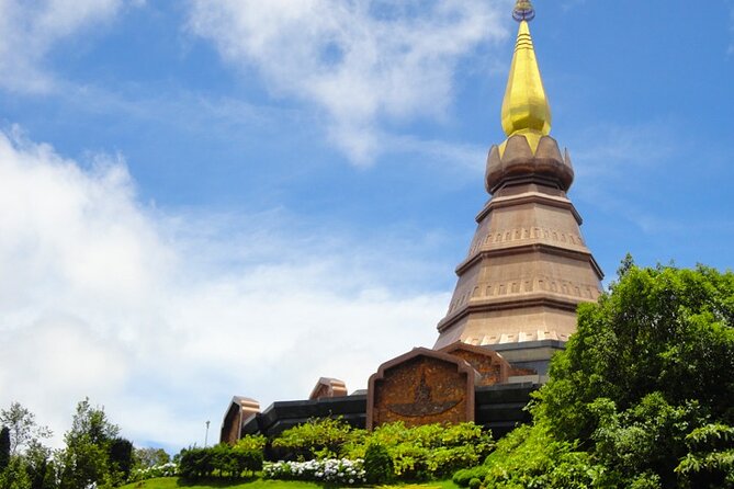 Doi Inthanon Private Trek & Lunch Tour From Chiang Mai - Pricing and Cancellation Policy