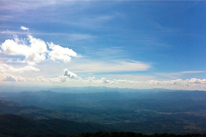 Doi Inthanon Private Trek & Lunch Tour From Chiang Mai - Exploring Doi Inthanon