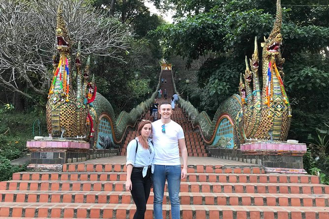 Doi Suthep Temple and Local Crafts Private Tour in Chiang Mai - Wheelchair Accessible Pickup