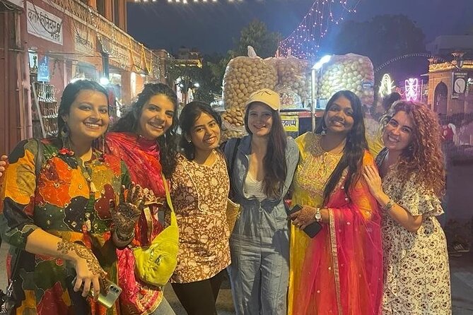 Dolce India Delights: A Jaipur Food Walk to Sweeten Your Memories - Bottled Water and Snack Inclusions