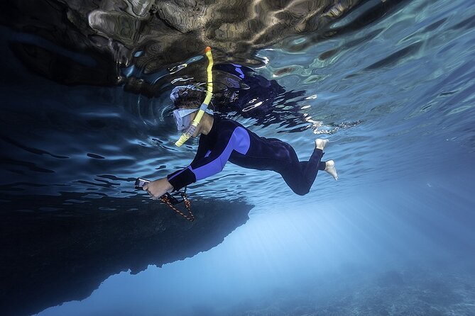 Dolphin, Sea Cave & Captain Cook / Kealakekua Bay Reef Snorkel - Inclusions and Amenities