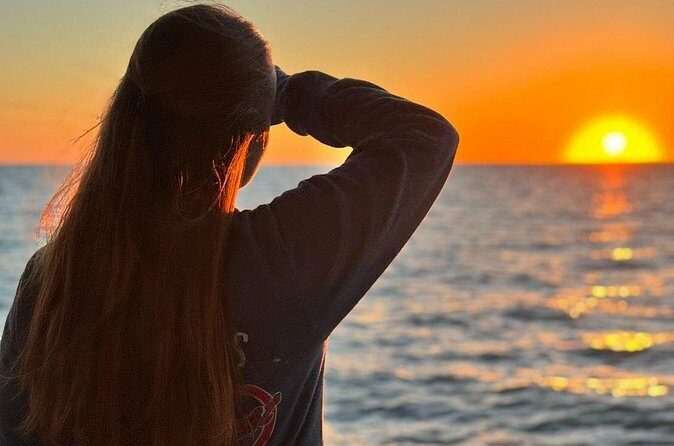 Dolphin Sunset Cruise with Drinks Included - FAQs