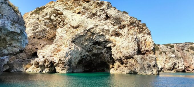 Dolphin Watching and Local Caves - Language Support for the Tour