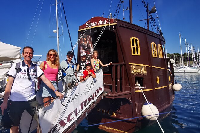 Dolphin Watching Boat Trip Around Vrsar - Alcoholic Beverages and Age Limit