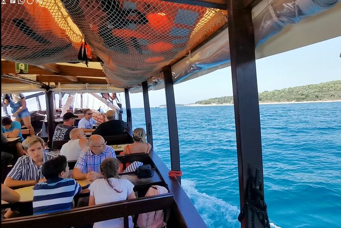 Dolphin Watching Boat Trip Around Vrsar - Group Size and Capacity
