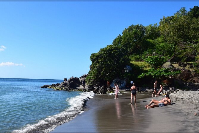 Dominica: Champagne Snorkel and Beach Escape - (RT Shuttles) - Exploring Champagne Beach