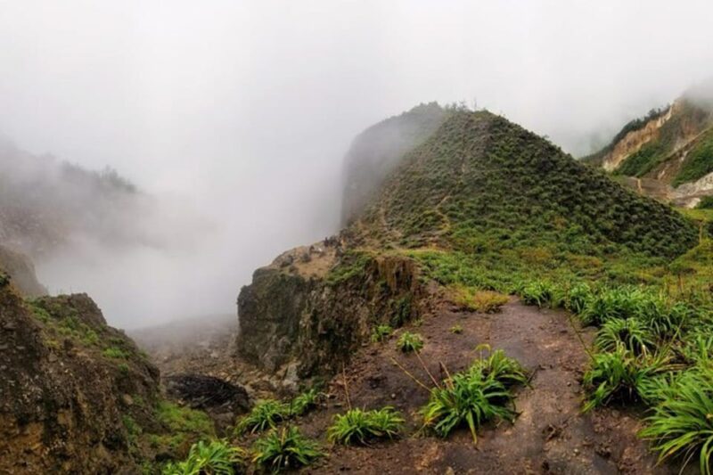 Dominica: Guided Boiling Lake Hike With Snacks - What to Expect