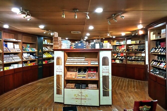 Don Lucas Cigar Factory, Rum Tasting, Cocoa Factory, Souvenirs - Savoring the Coffee Tasting