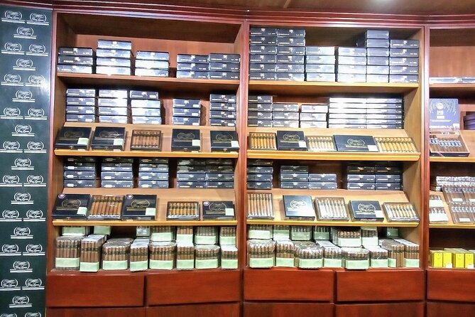 Don Lucas Cigar Factory, Rum Tasting, Cocoa Factory, Souvenirs - Tour Inclusions and Highlights
