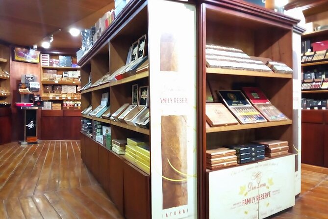 Don Lucas Cigar Factory, Rum Tasting, Cocoa Factory, Souvenirs - Logistics and Additional Details