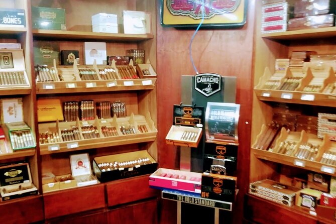Don Lucas Cigars Factory Store and Souvenirs Guided Tour - Handmade Chocolate Visit