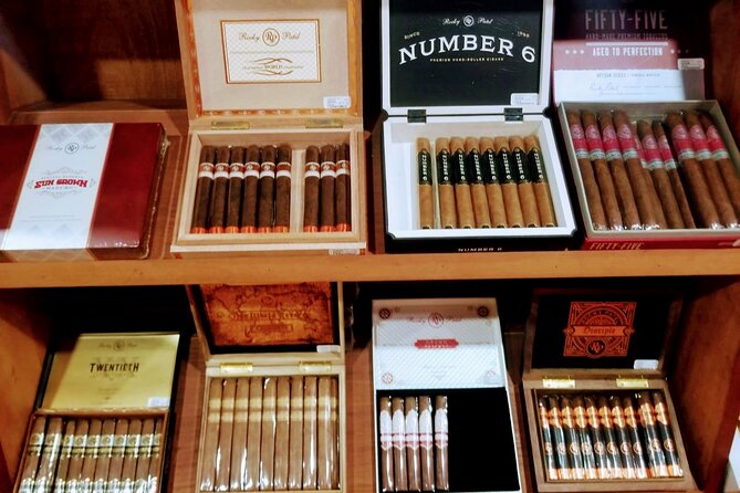 Don Lucas Cigars Factory Store and Souvenirs Guided Tour - Rum and Coffee Tastings