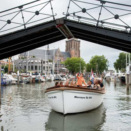 Dordrecht: City Canal Cruise - Cruise Experience