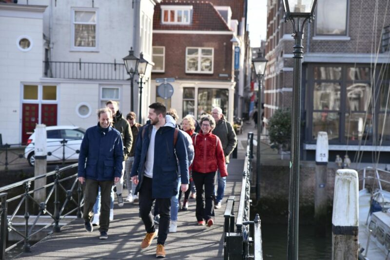 Dordrecht: Highlights and Hidden Gems Walking Tour - Informative Local Guide