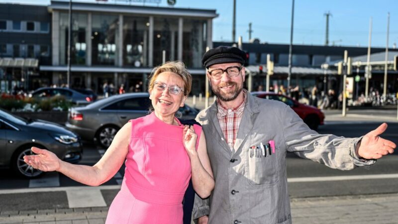 Dortmund: Self-Guided Funny Walk Through City Centre - Tour Details