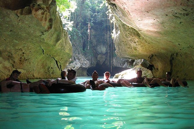 Double Activity Limo Tour -- Altun Ha Ruins & Cave Tubing Adventure - Group Size and Reviews