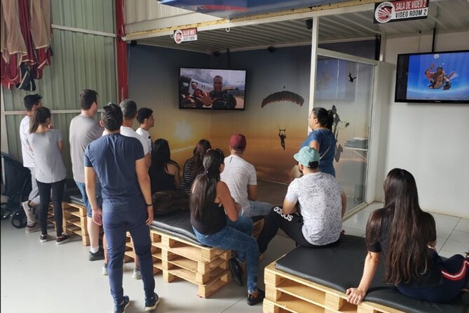 Double Parachute Jump Experience in Boituva – With Private Transport (Skydiving) - Overview of the Experience